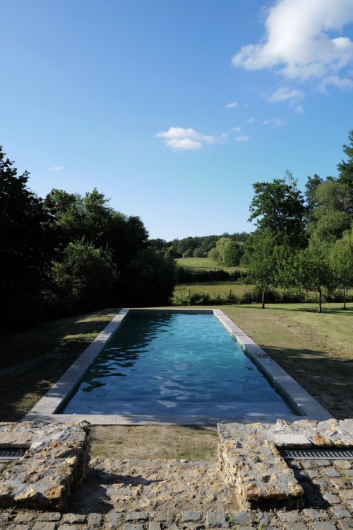 Création d'une piscine et d'un pool house
